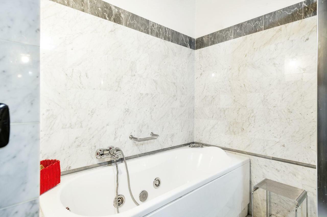 San Lorenzo Wooden Loft Firenze Bagian luar foto